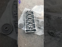 Głowa cylindru silnika Mitsubishi 4M50