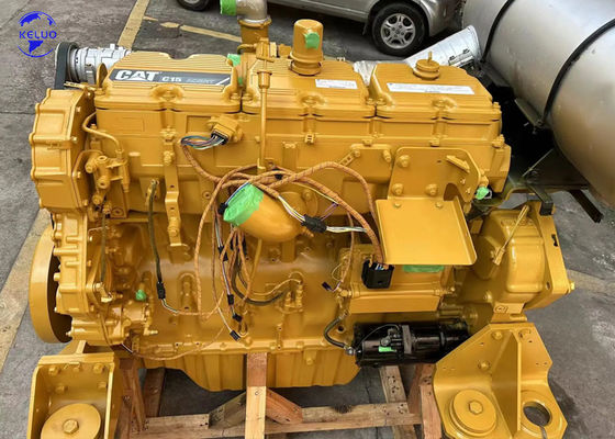 Regenerowana naprawa koparki Diesel  C15. Wymiana silnika